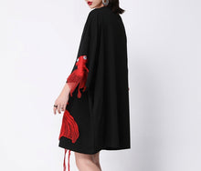 Load image into Gallery viewer, Fantail - Embroidered shift dress

