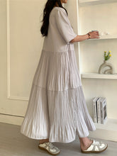 Load image into Gallery viewer, Chrysanthenem Round Neck Short Sleeve Pleated Mid-calf Dress

